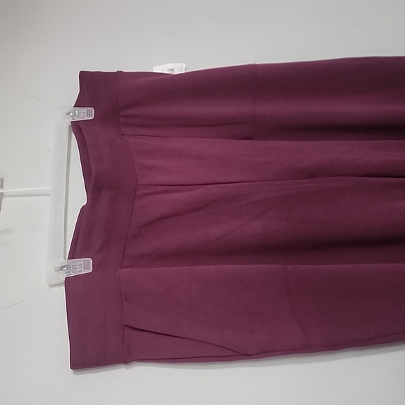 George - NWT oversized sweatpant. Pull on waist - Picture 2 of 7